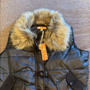 Tulle puffer vest womens large